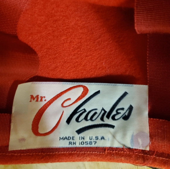 Vintage Feathered Hat - Picture 7 of 9